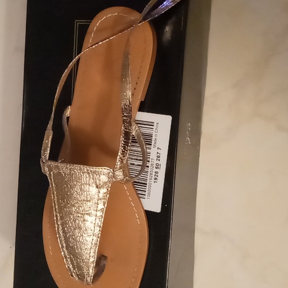 Victoria Secret- Colin Stuart Golden Gladiator Sandals 7 - Picture 6 of 8